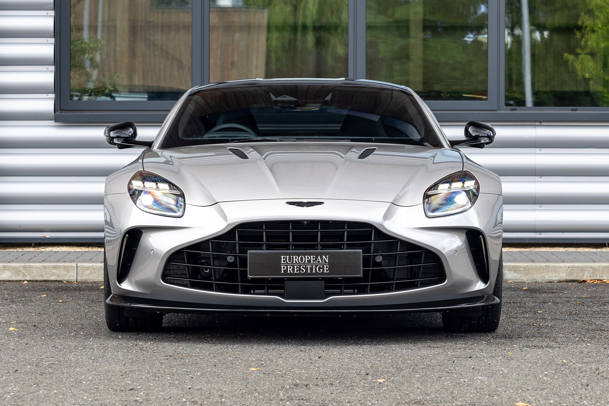 2025 Aston Martin Vantage