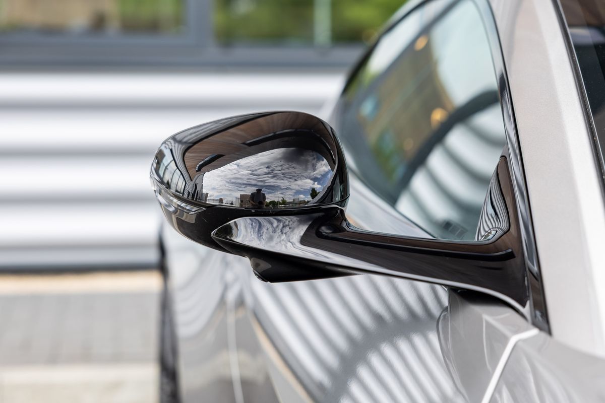 2025 Aston Martin Vantage
