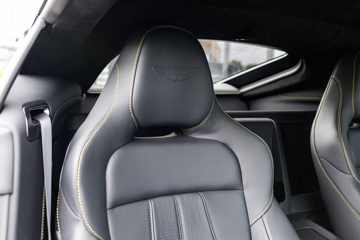 2025 Aston Martin Vantage