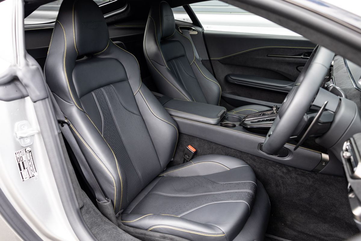 2025 Aston Martin Vantage