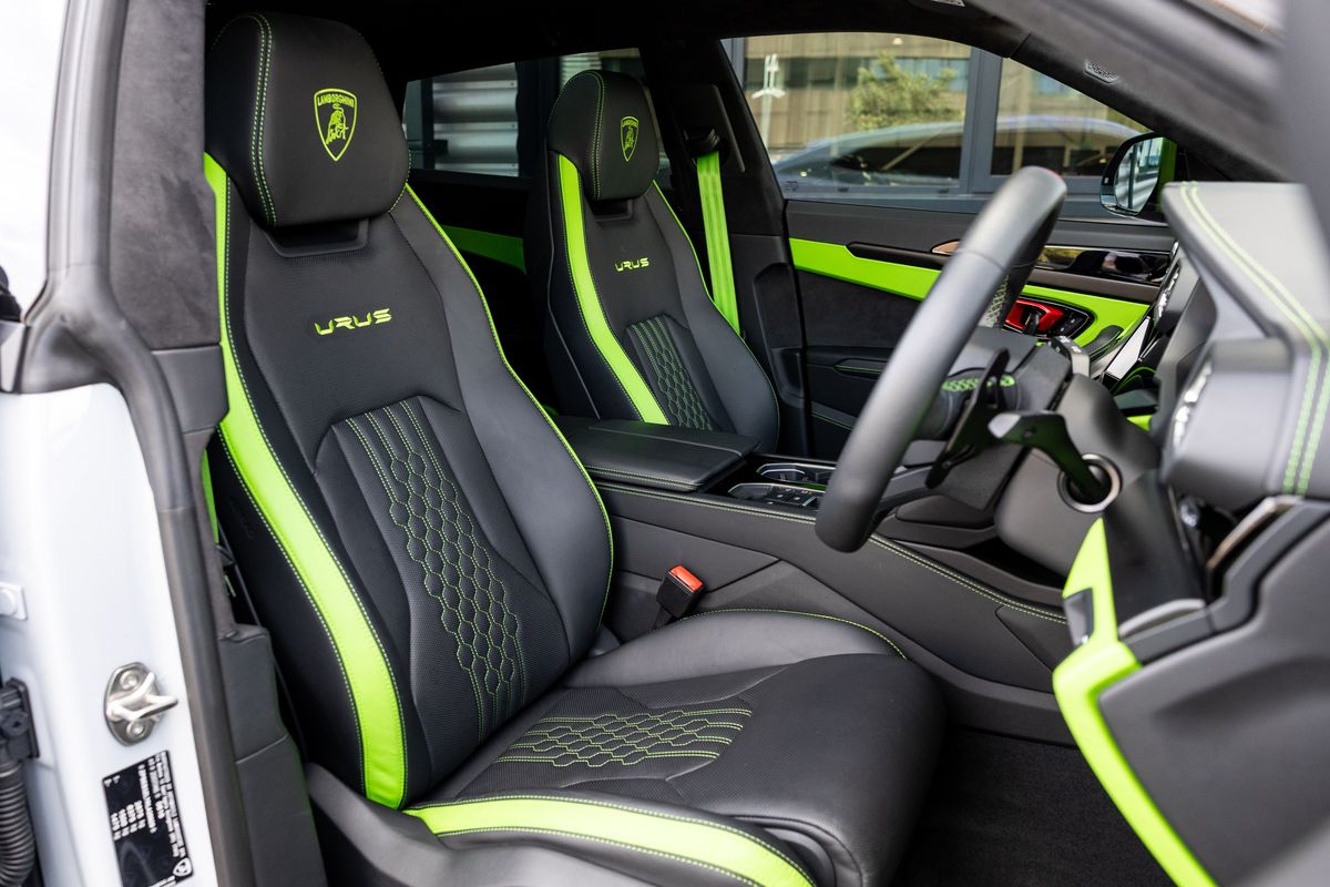 2023 Lamborghini Urus S