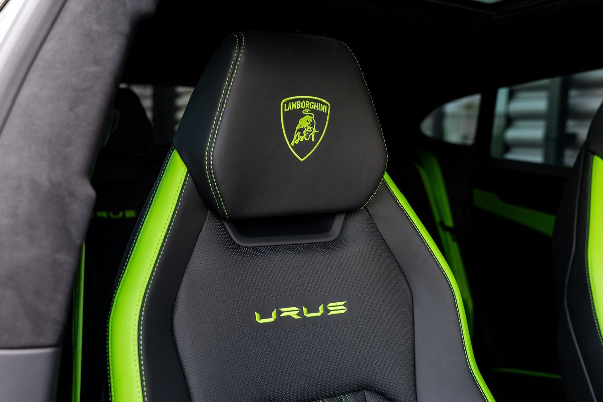 2023 Lamborghini Urus S