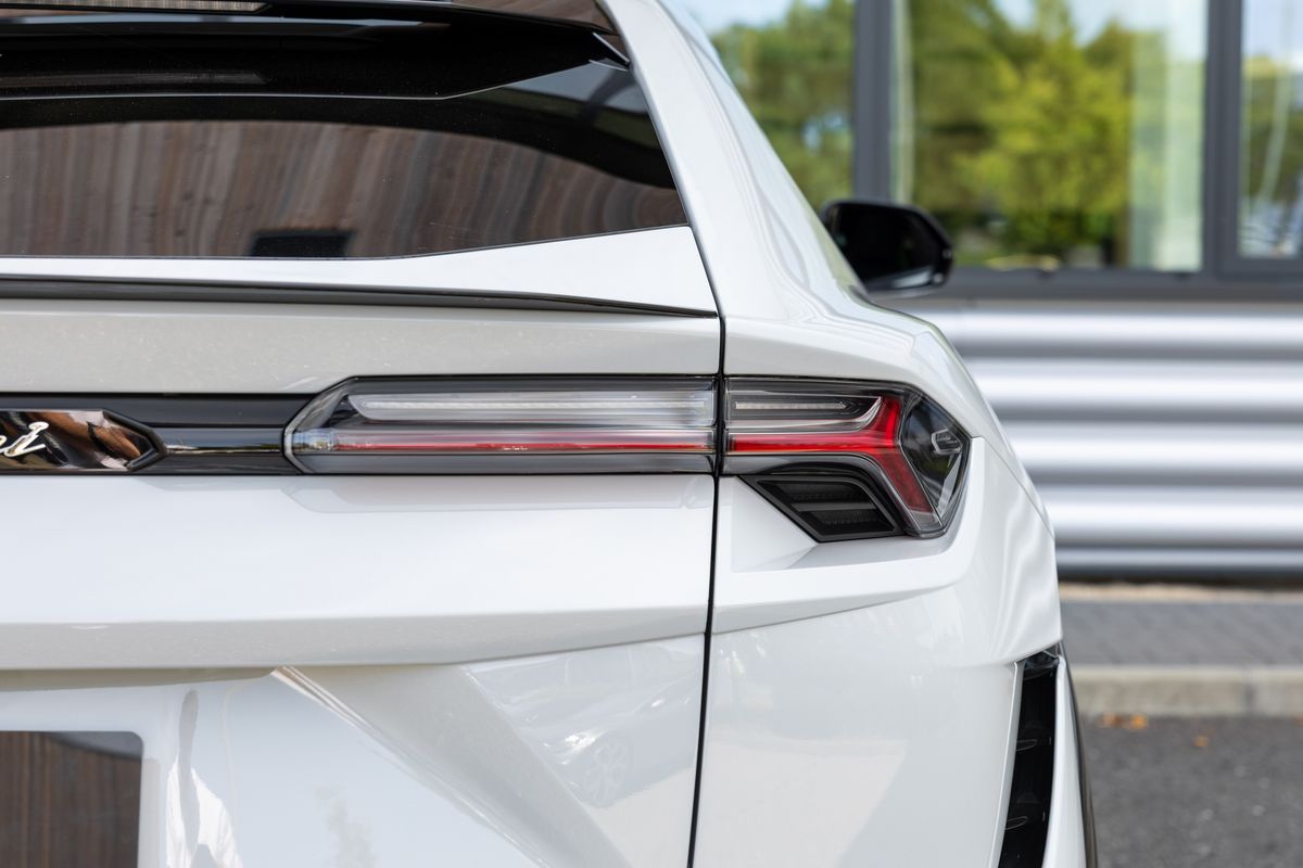 2023 Lamborghini Urus S
