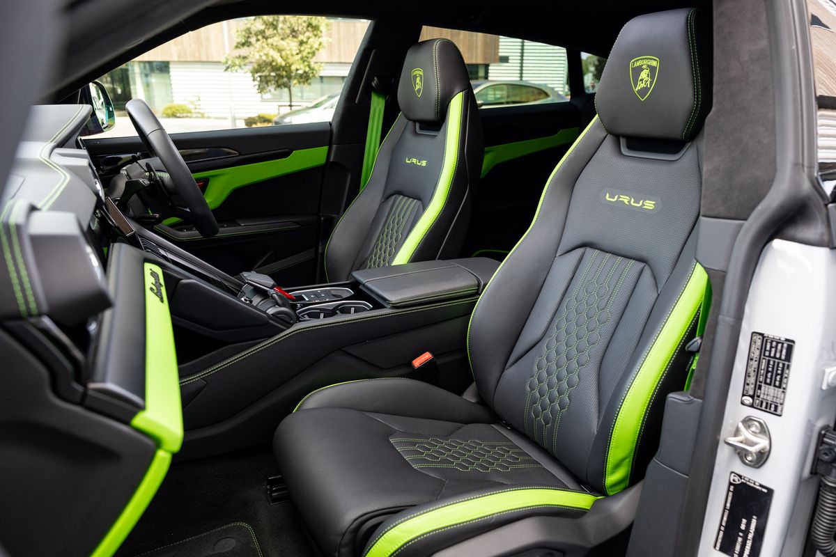 2023 Lamborghini Urus S