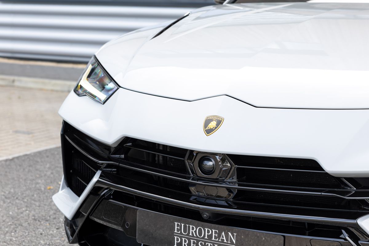 2023 Lamborghini Urus S