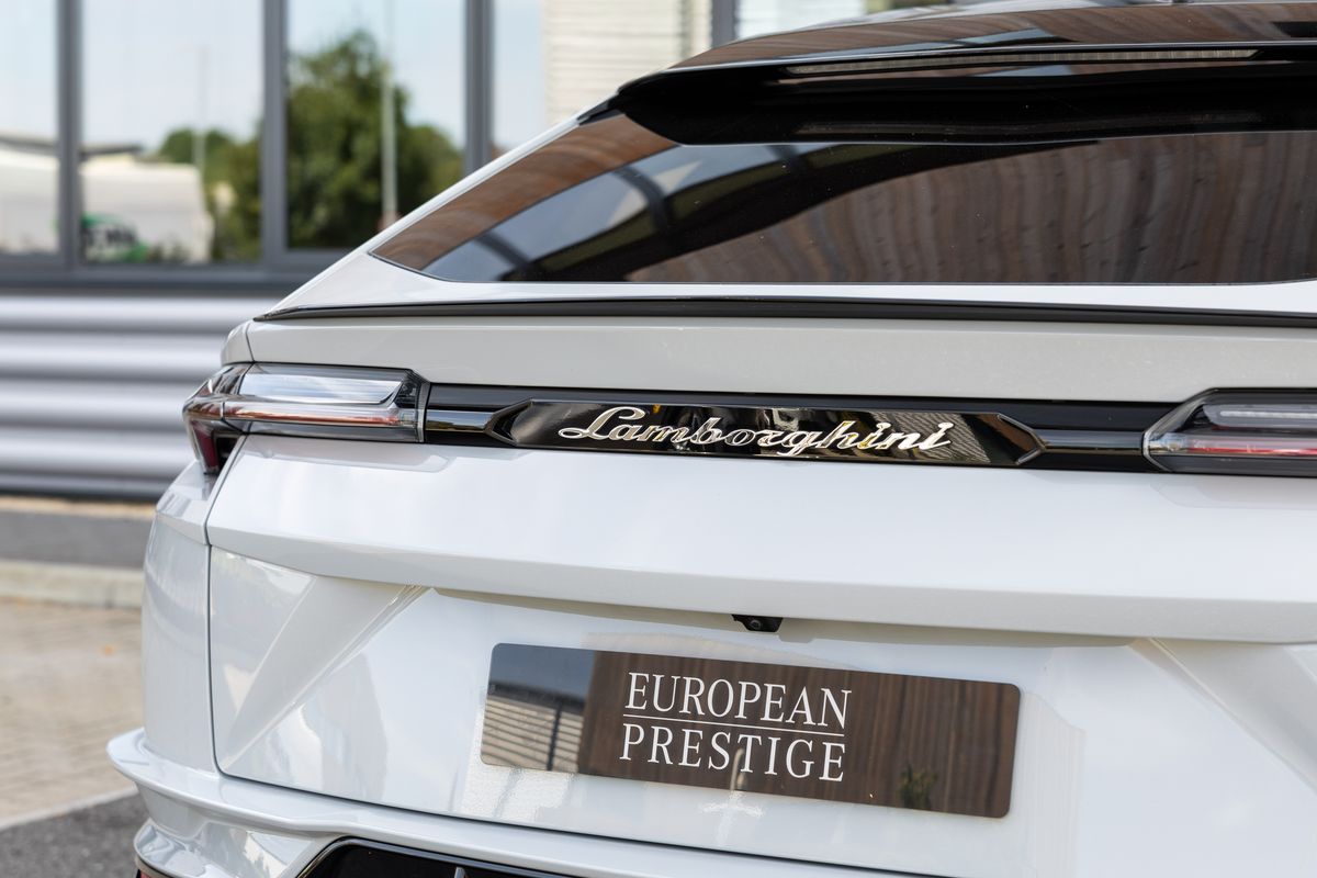 2023 Lamborghini Urus S