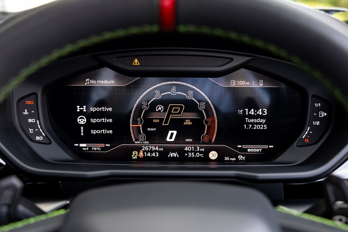 2023 Lamborghini Urus S