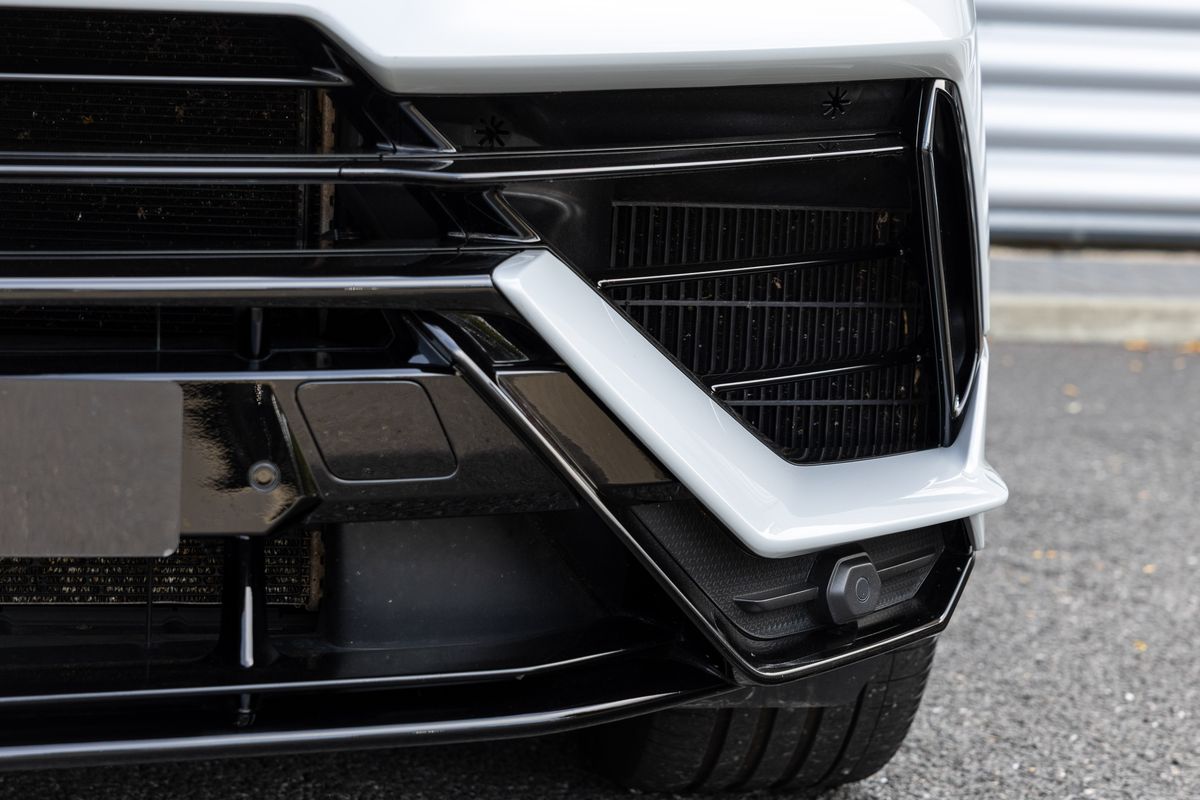 2023 Lamborghini Urus S
