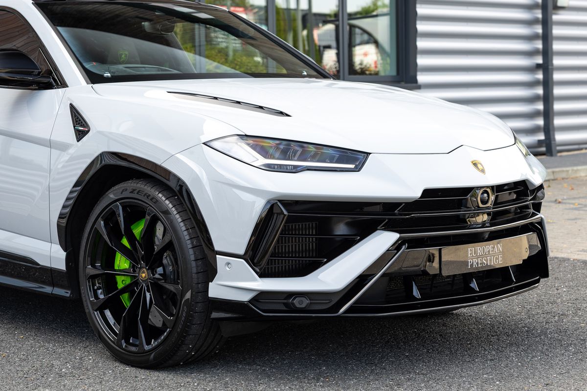 2023 Lamborghini Urus S
