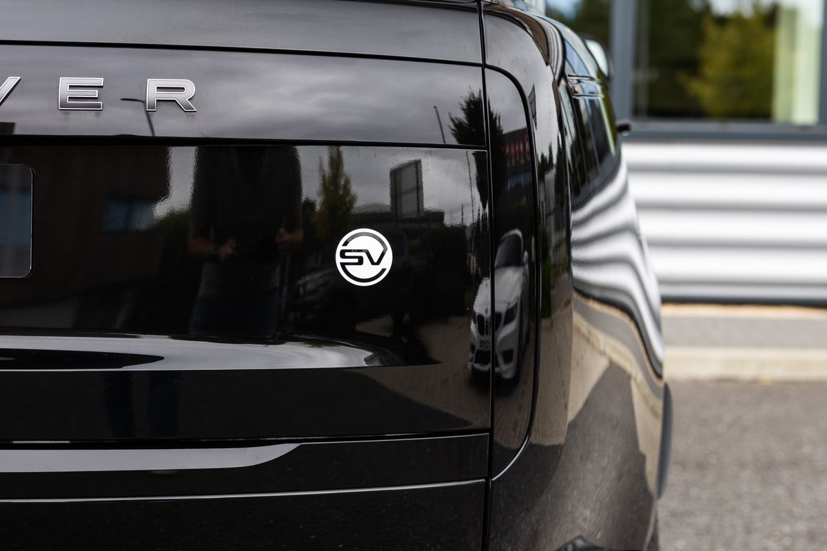 2023 Land Rover Range Rover SV Autobiography LWB