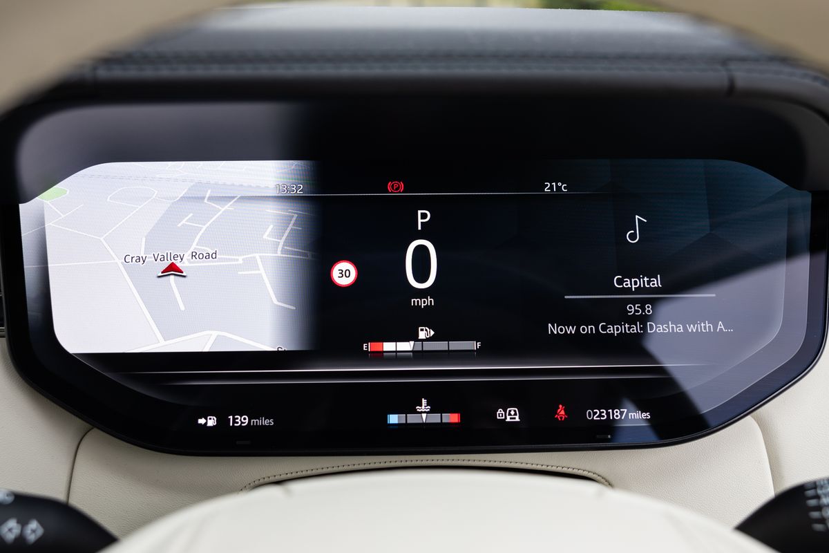 2023 Land Rover Range Rover SV Autobiography LWB
