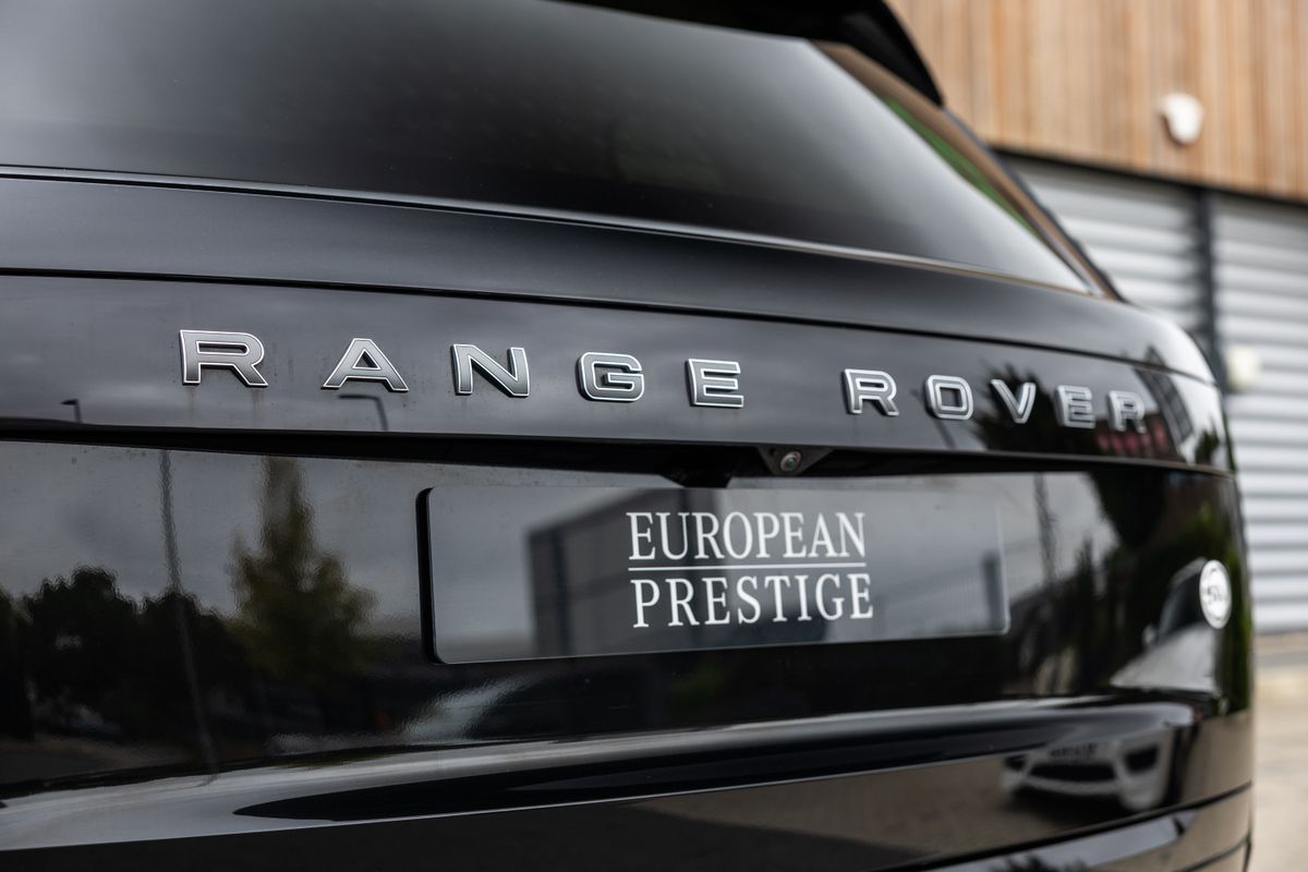 2023 Land Rover Range Rover SV Autobiography LWB