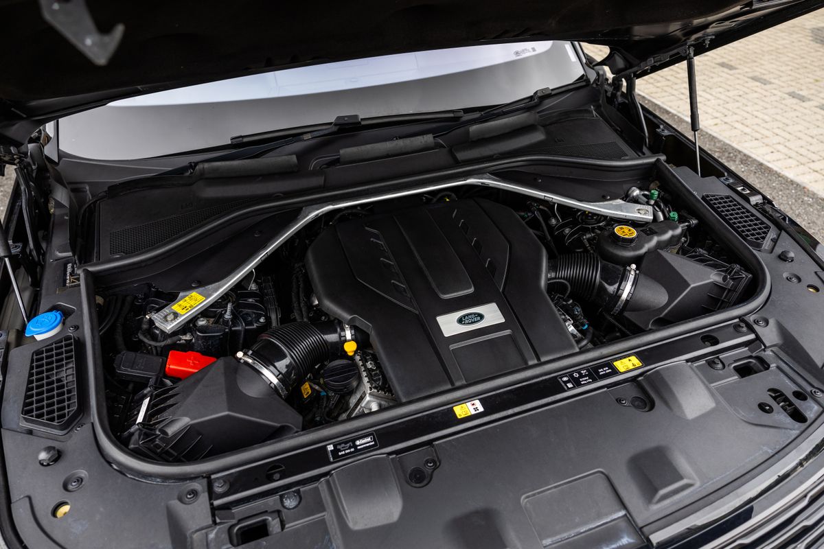 2023 Land Rover Range Rover SV Autobiography LWB