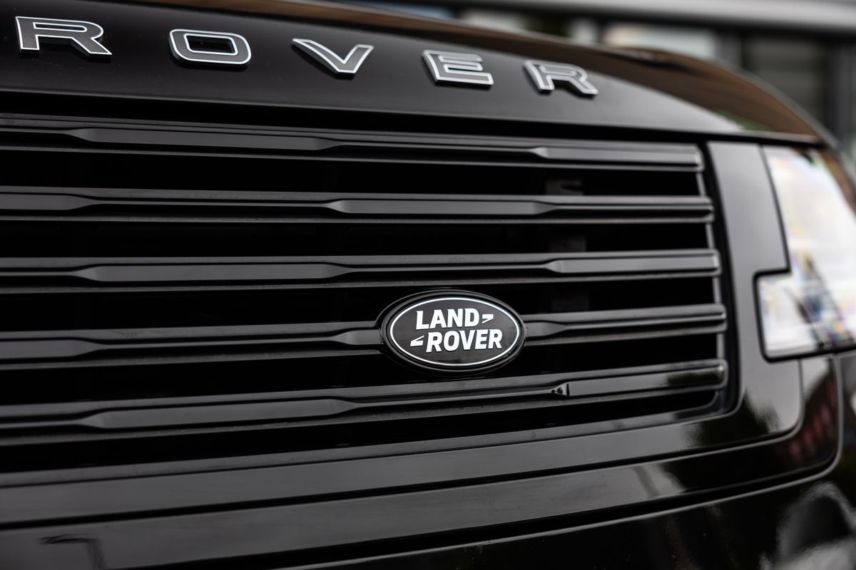 2023 Land Rover Range Rover SV Autobiography LWB