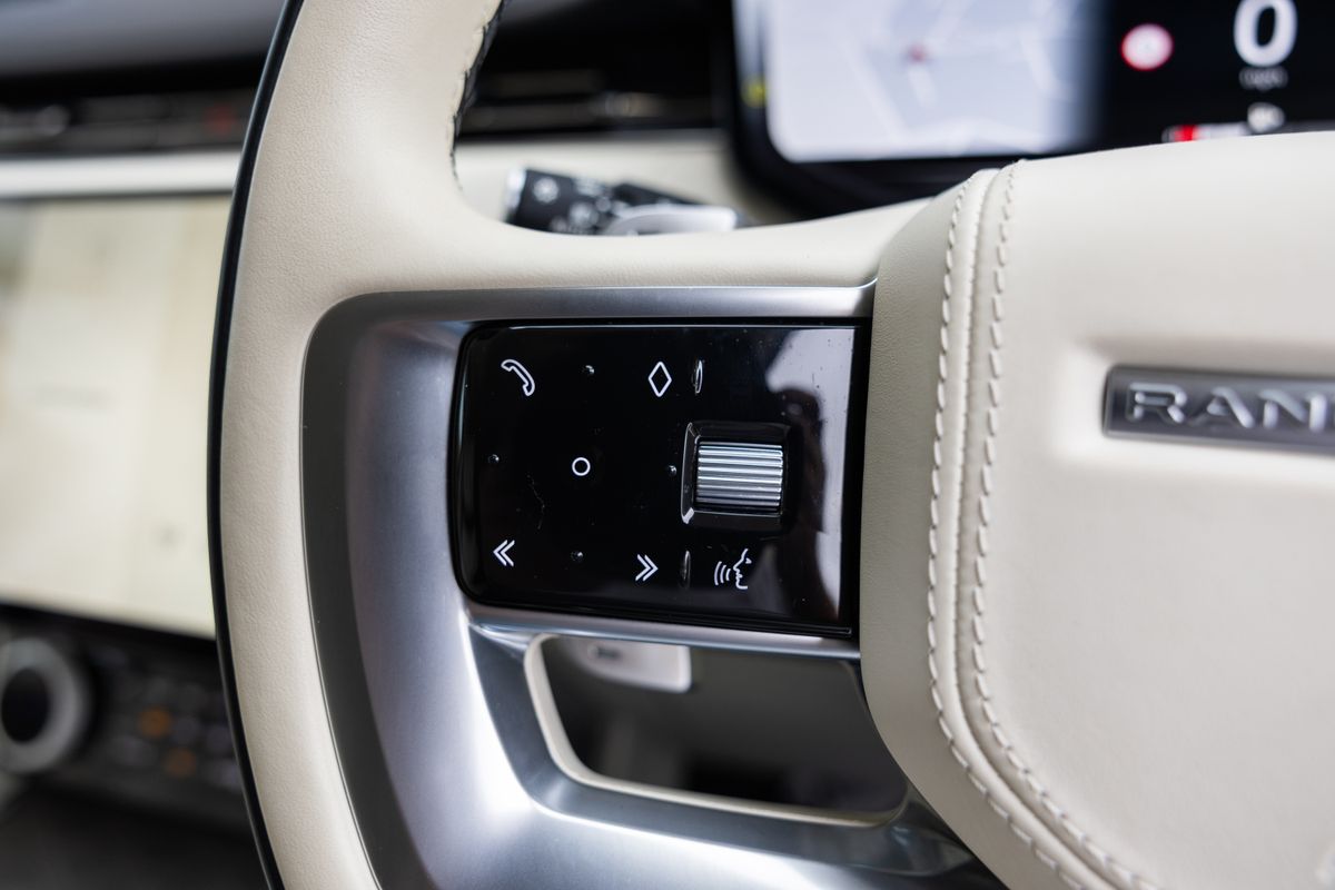 2023 Land Rover Range Rover SV Autobiography LWB