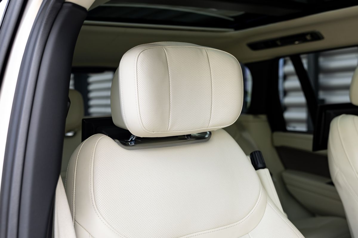 2022 Land Rover Range Rover P530 Autobiography First Edition