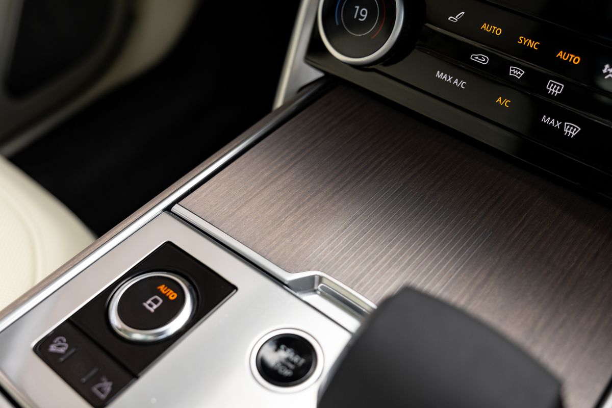 2022 Land Rover Range Rover P530 Autobiography First Edition