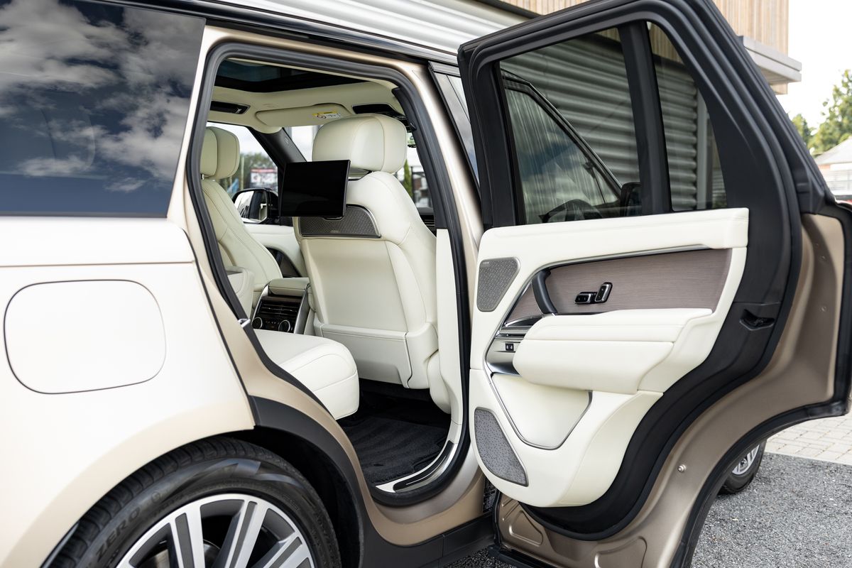2022 Land Rover Range Rover P530 Autobiography First Edition