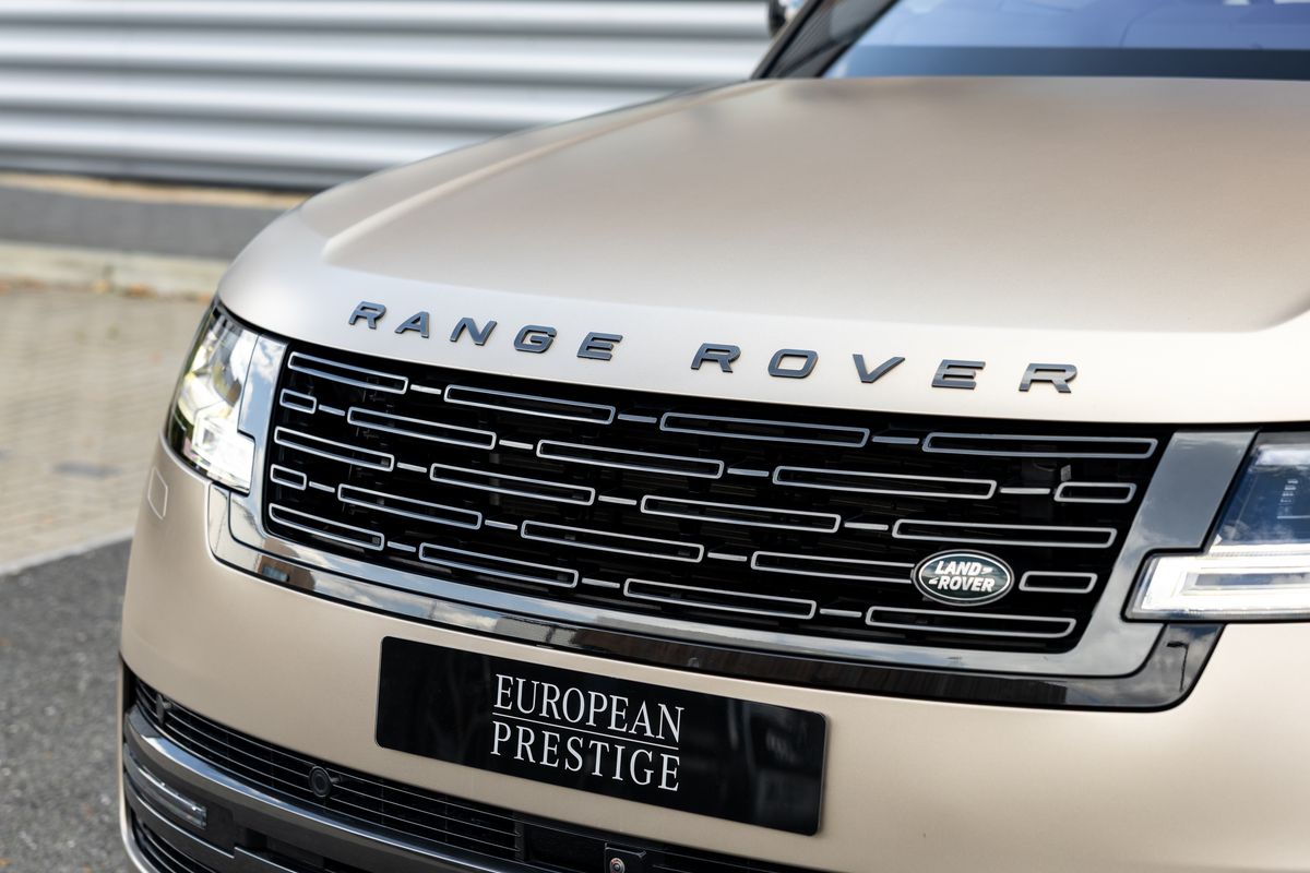 2022 Land Rover Range Rover P530 Autobiography First Edition