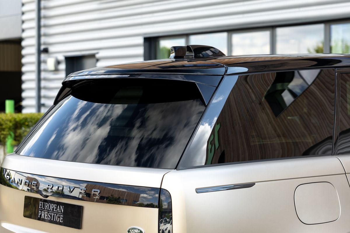 2022 Land Rover Range Rover P530 Autobiography First Edition