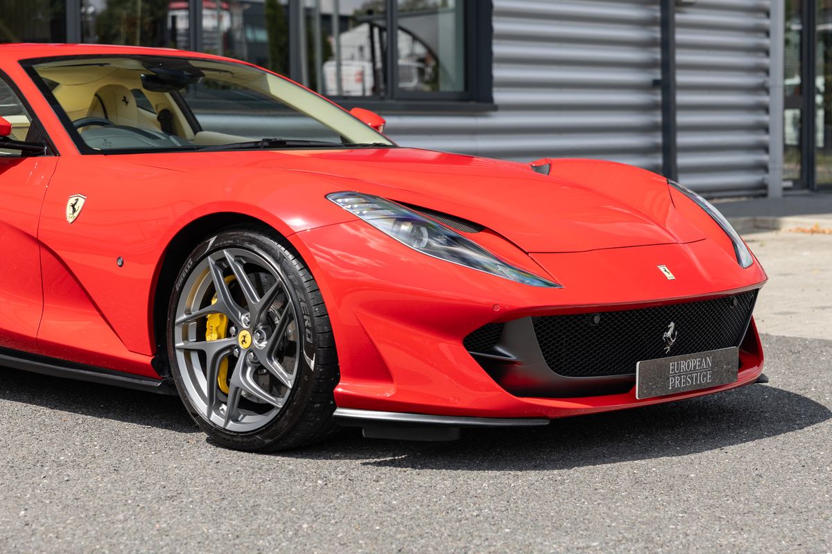 2019 Ferrari 812 Superfast