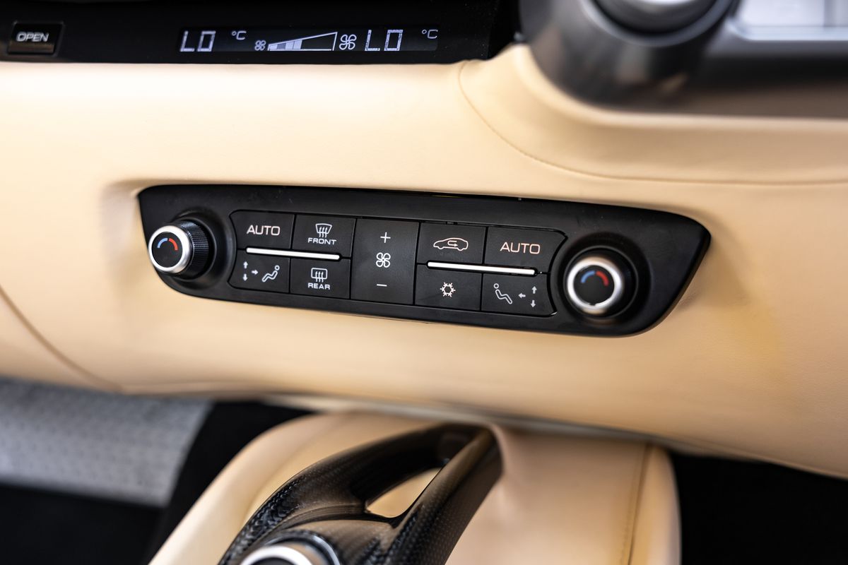 2019 Ferrari 812 Superfast