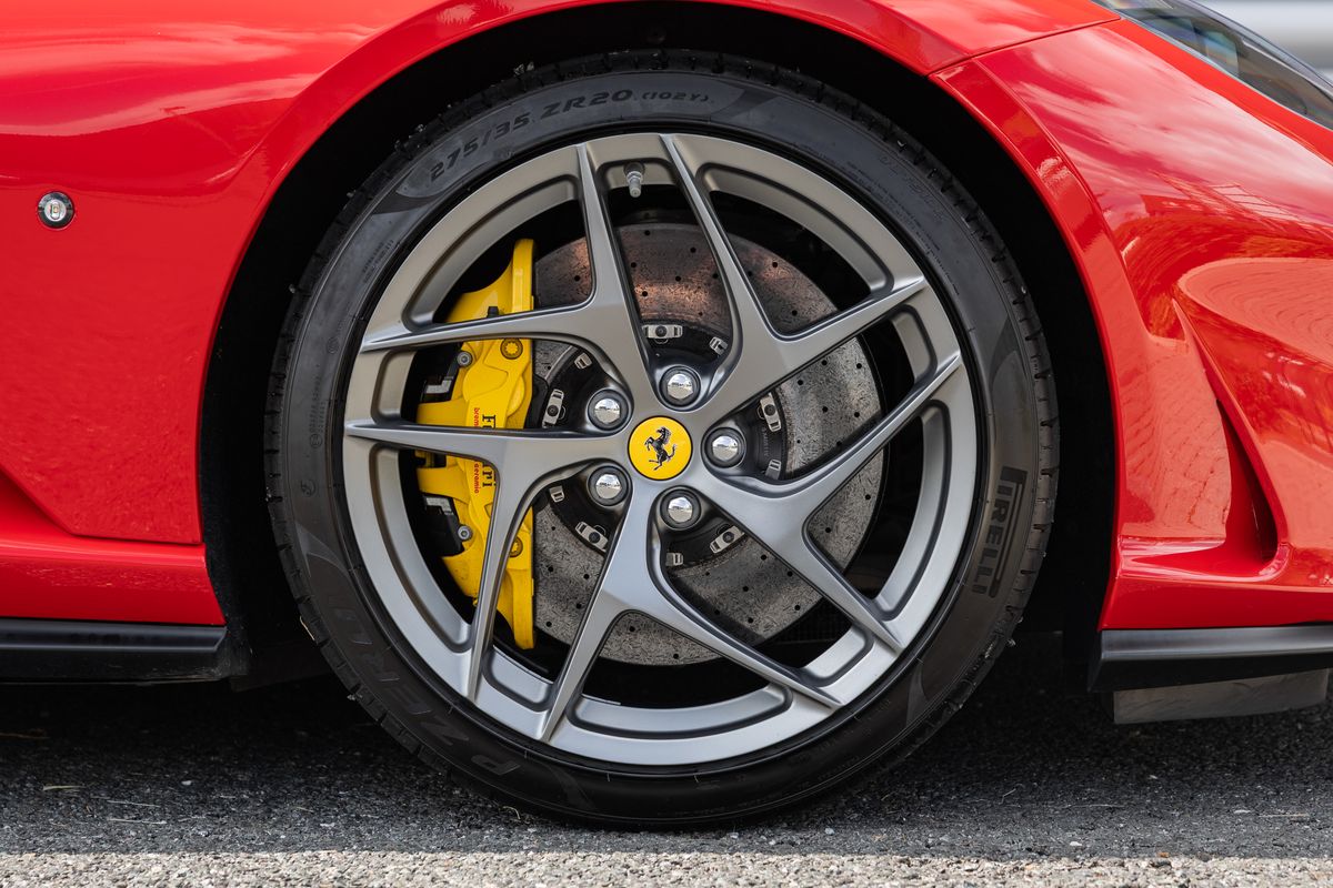 2019 Ferrari 812 Superfast