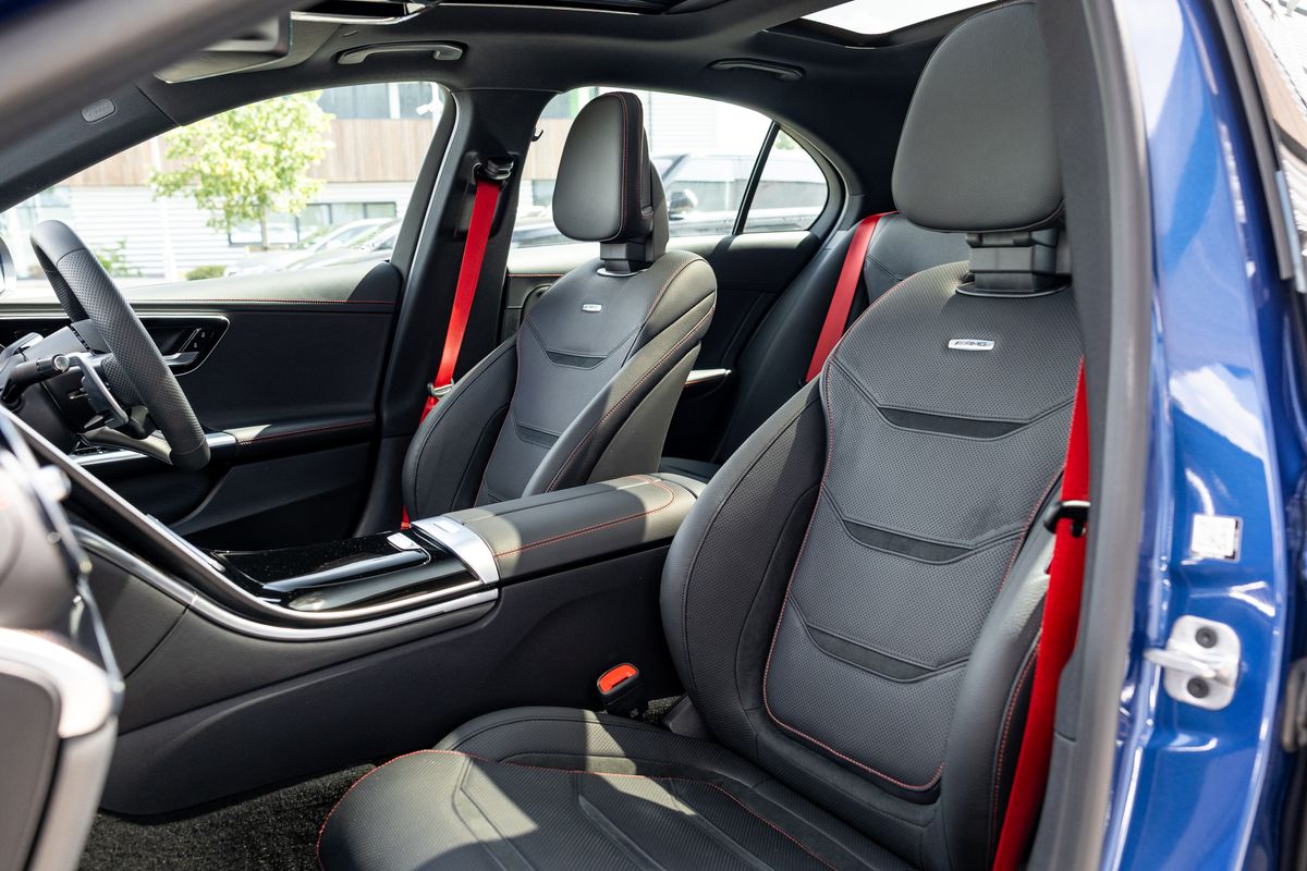 2023 Mercedes-Benz C43 AMG MHEV Premium Plus 4 MATIC Saloon