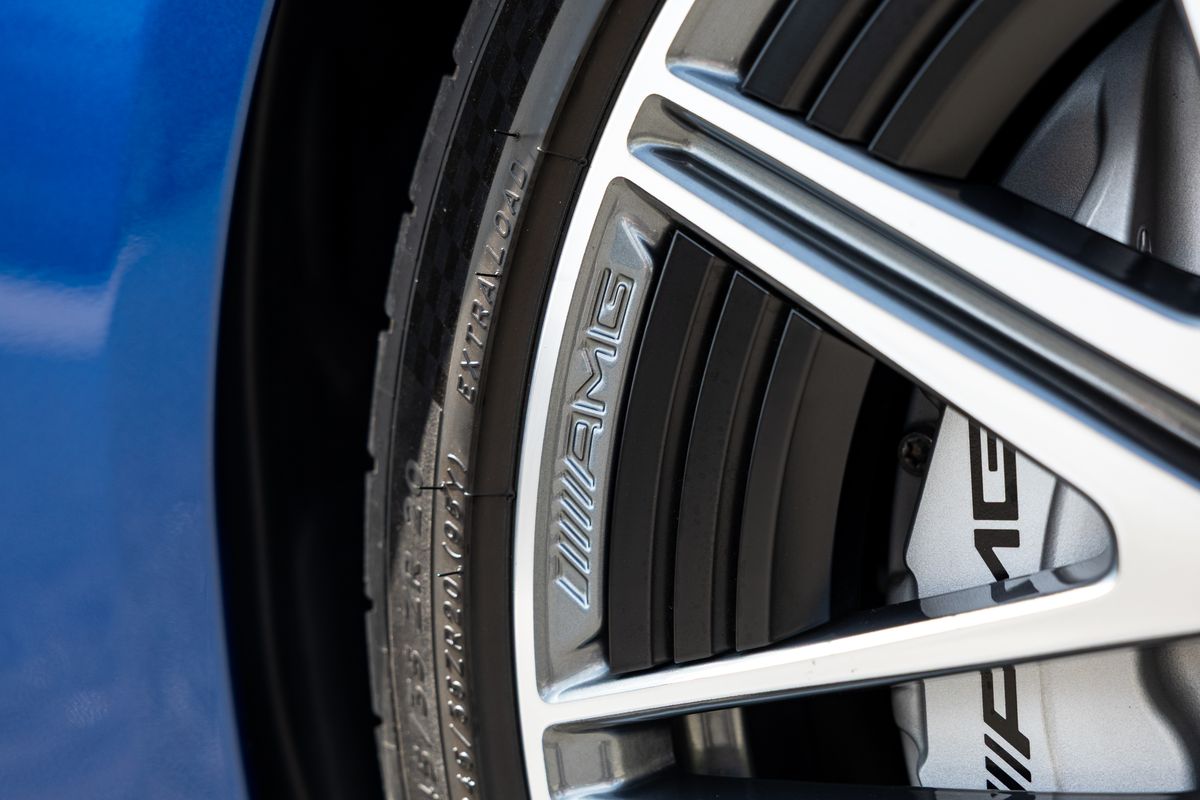 2023 Mercedes-Benz C43 AMG MHEV Premium Plus 4 MATIC Saloon