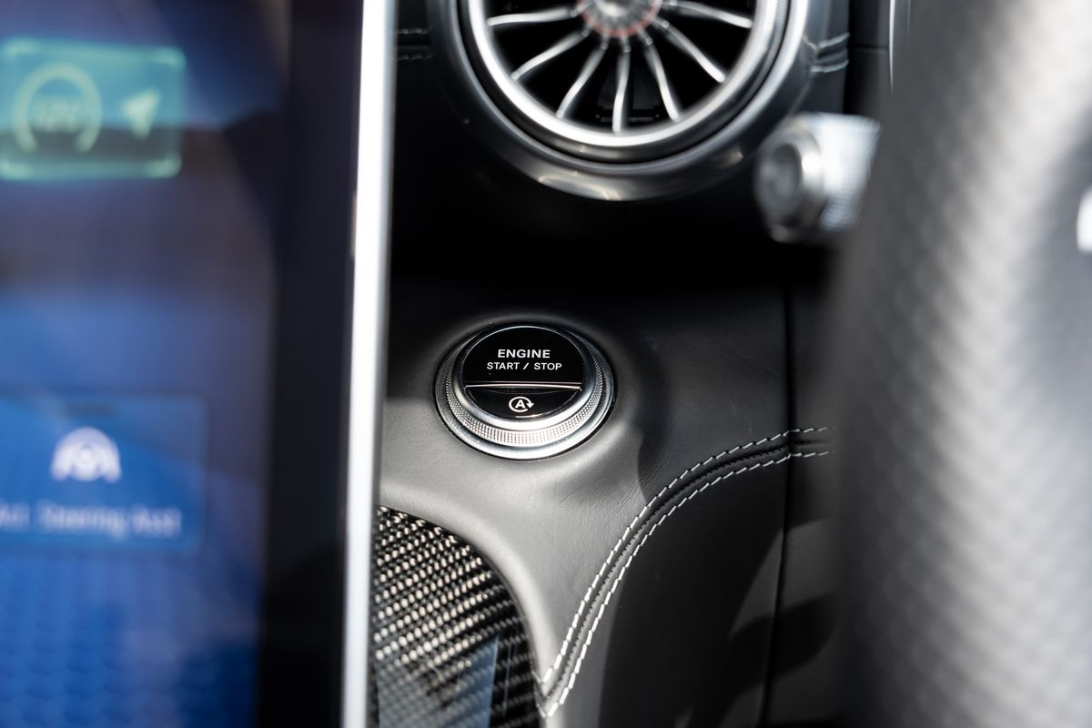 2022 Mercedes-Benz SL55 AMG 4 MATIC+