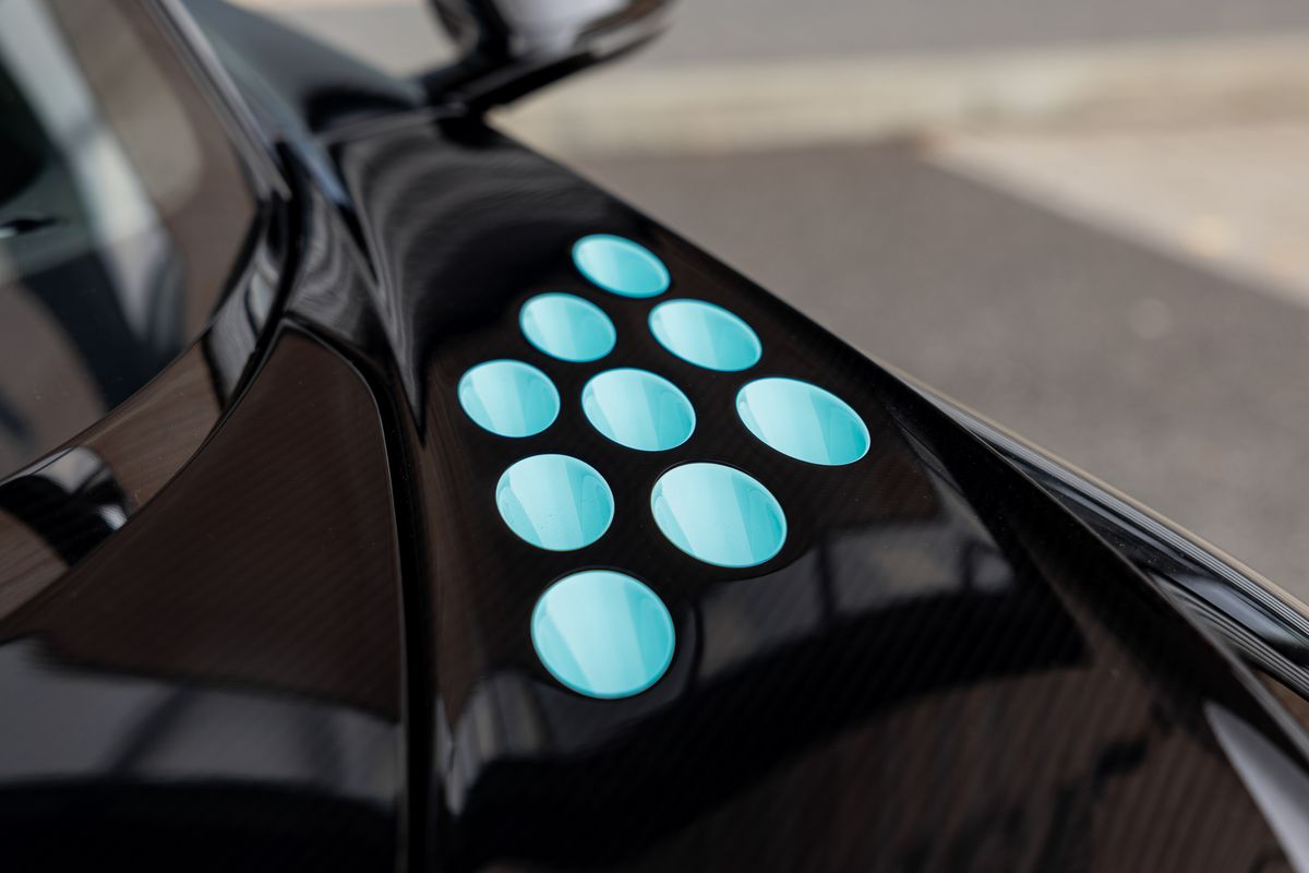2025 Bugatti Chiron Supersport "Le Diamant Noir"