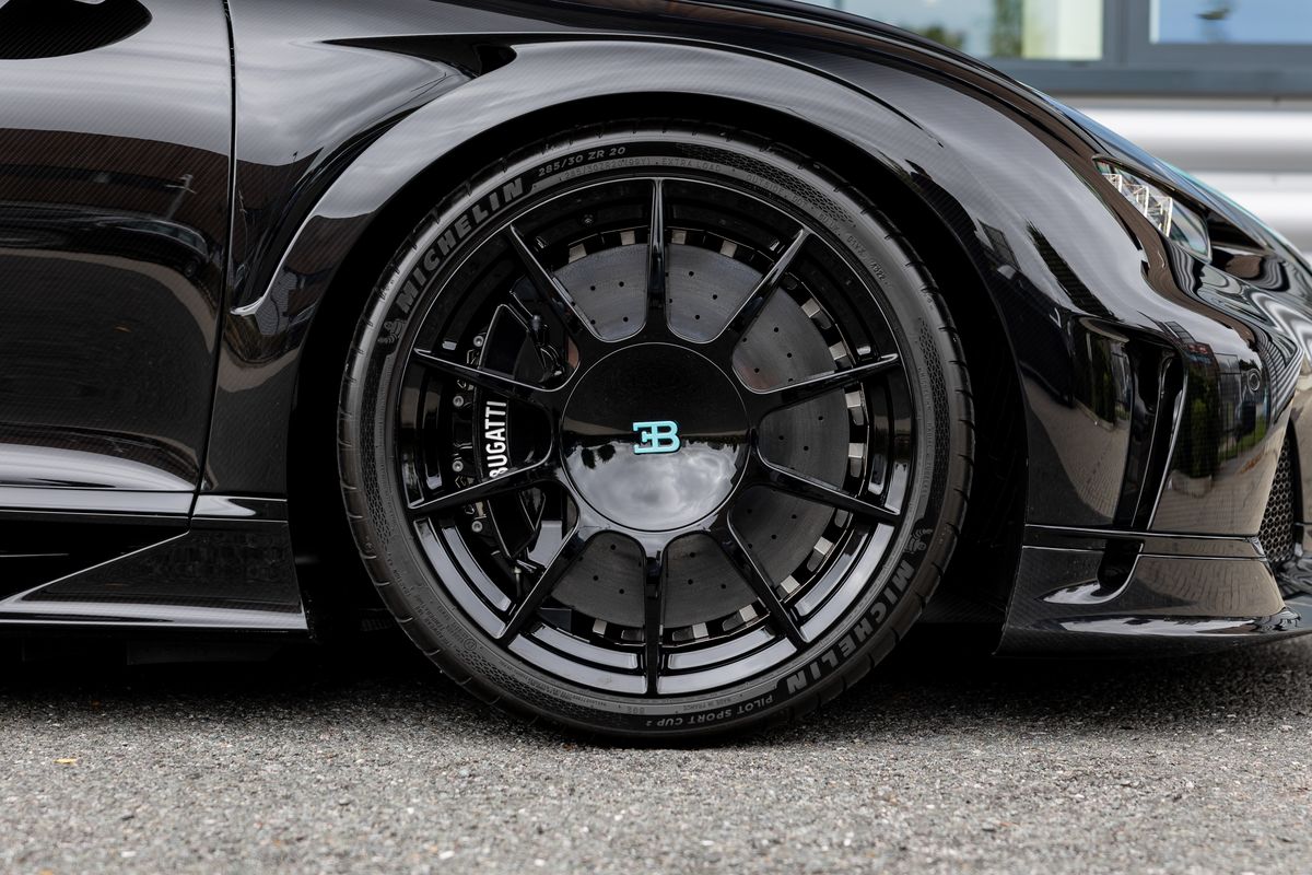 2025 Bugatti Chiron Supersport "Le Diamant Noir"