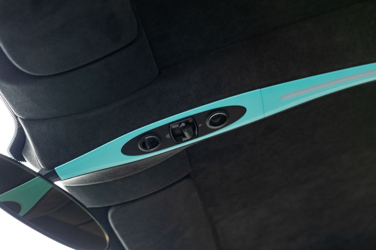 2025 Bugatti Chiron Supersport "Le Diamant Noir"