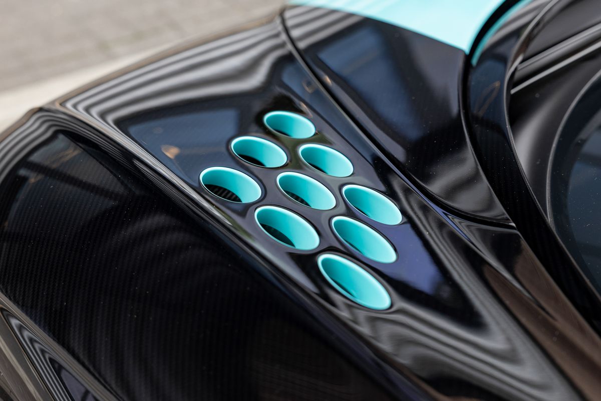 2025 Bugatti Chiron Supersport "Le Diamant Noir"