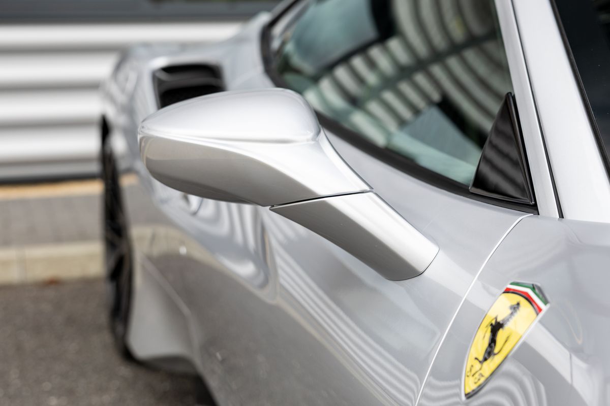 2020 Ferrari 488 Pista