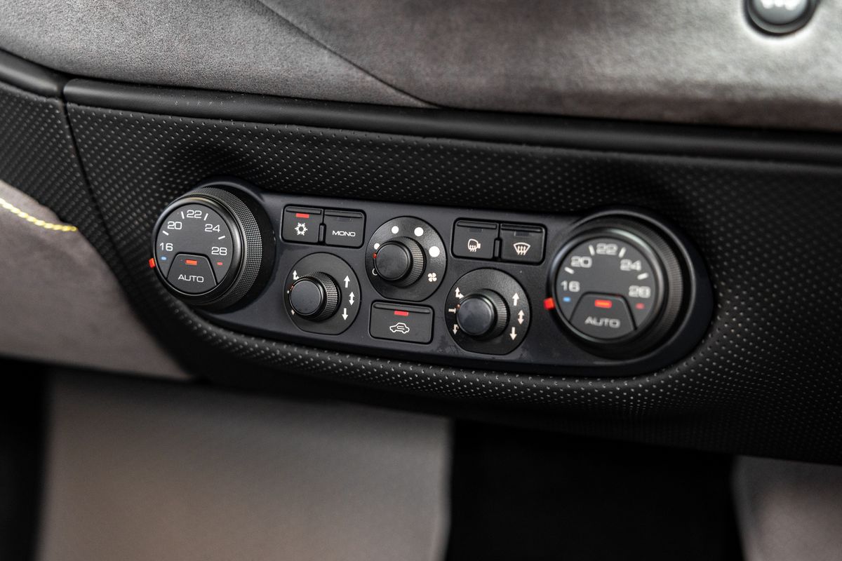 2020 Ferrari 488 Pista