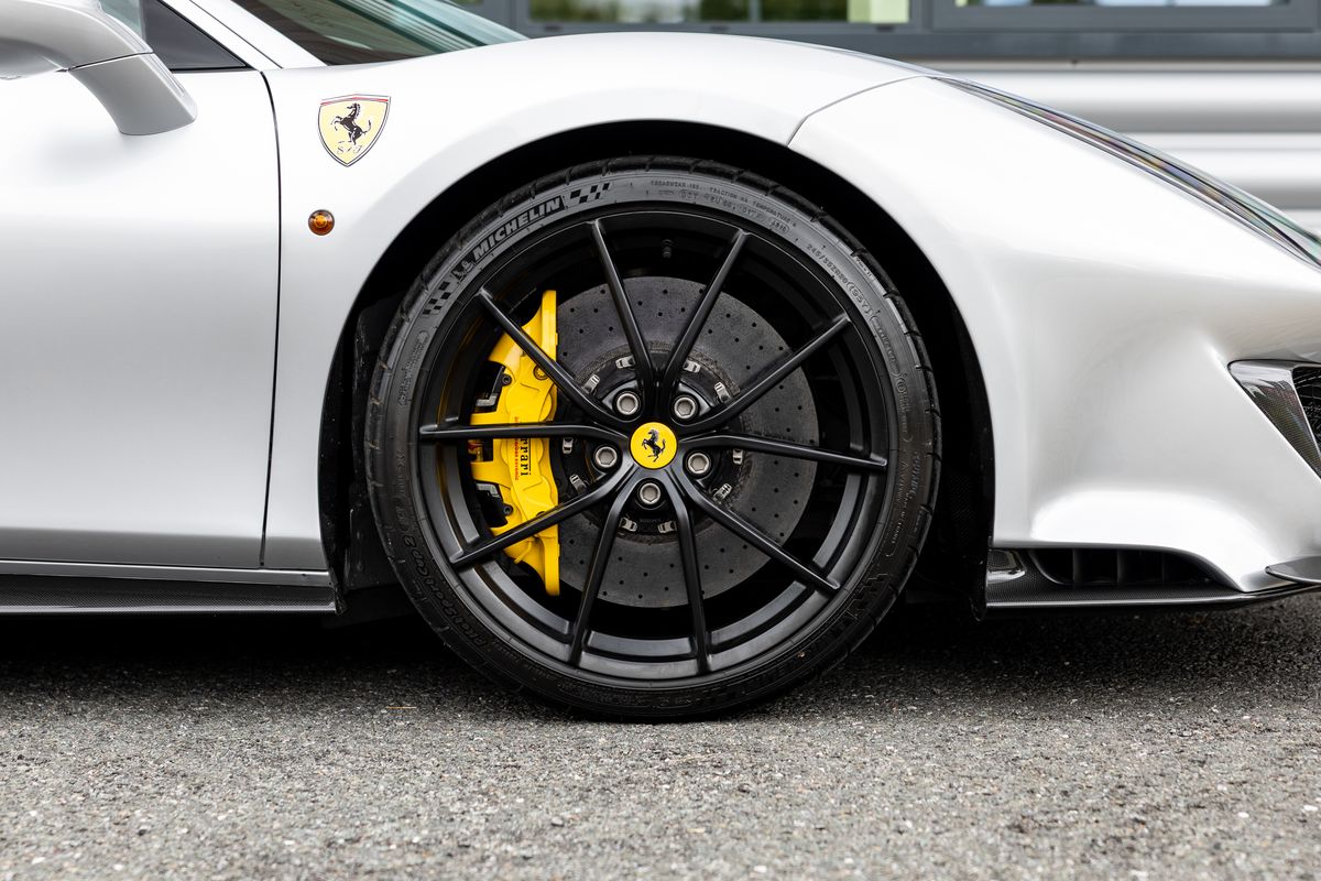 2020 Ferrari 488 Pista