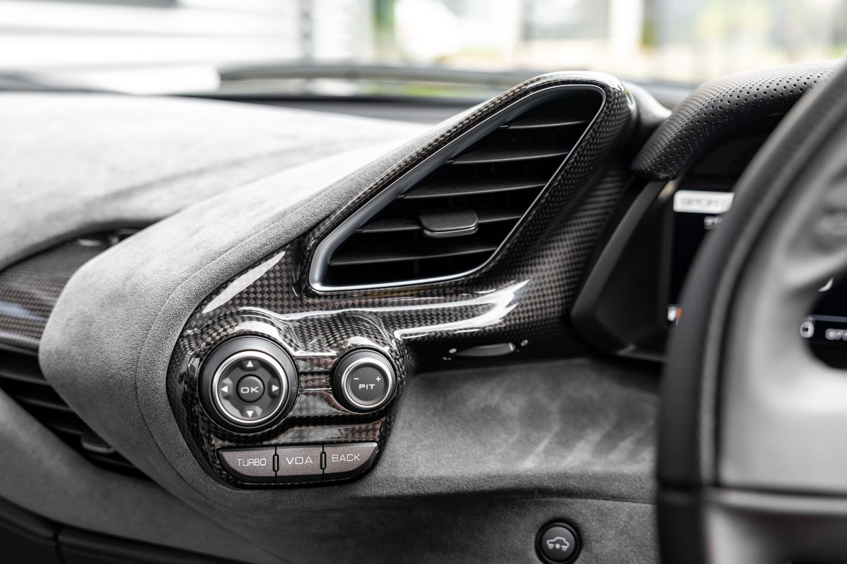 2020 Ferrari 488 Pista