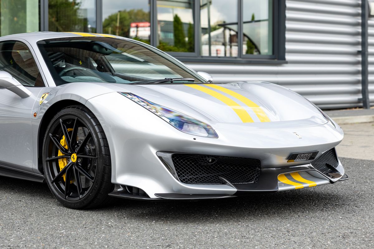 2020 Ferrari 488 Pista