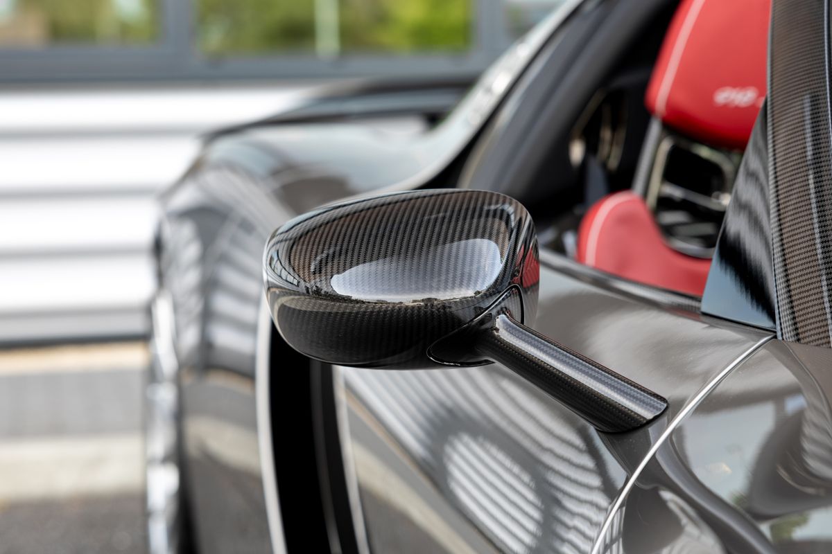 2015 Porsche 918 Spyder Weissach