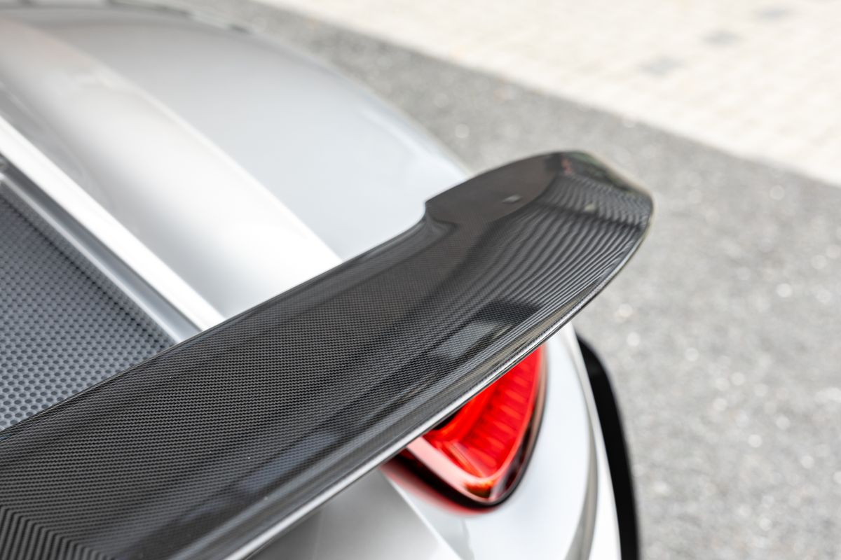 2015 Porsche 918 Spyder Weissach