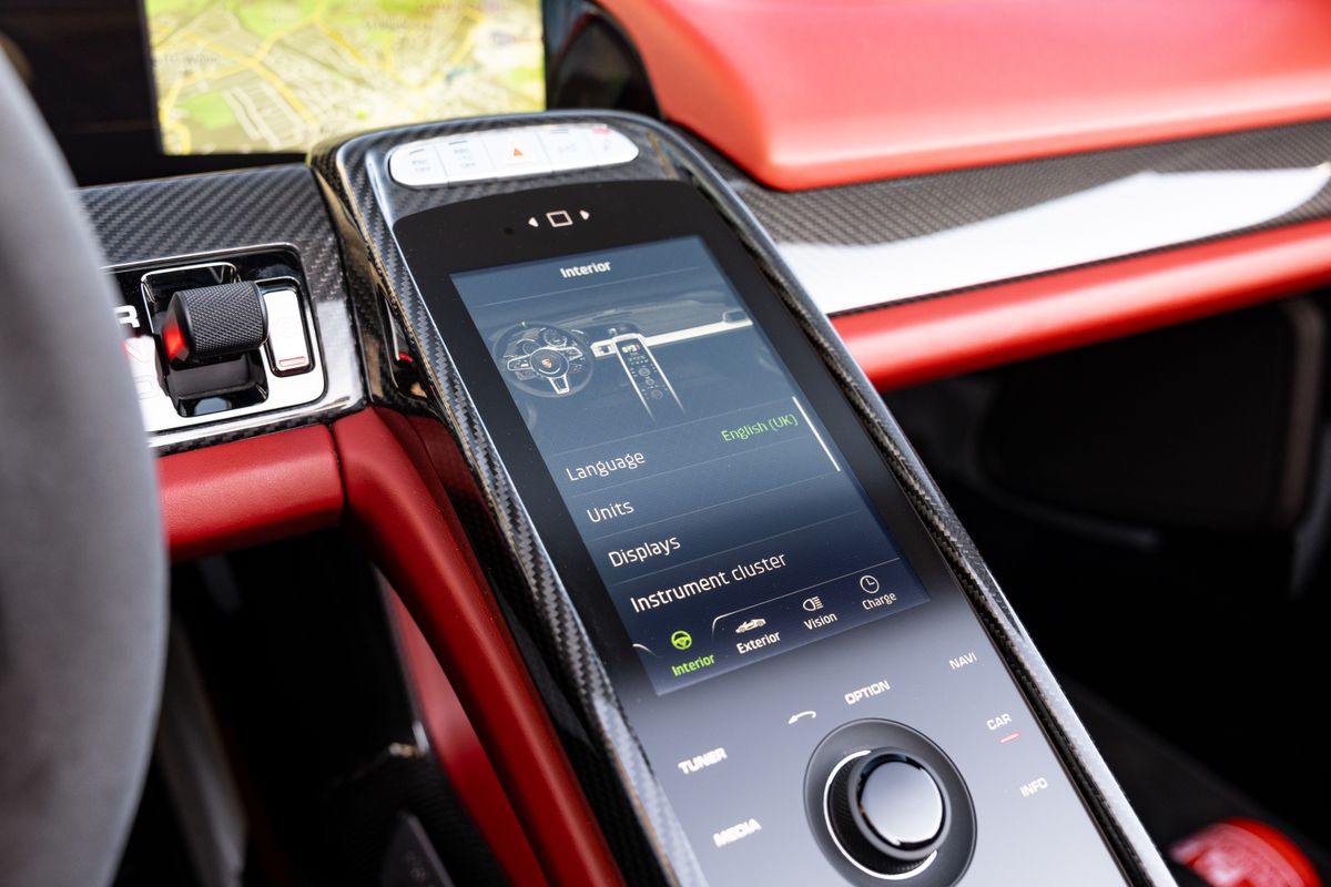 2015 Porsche 918 Spyder Weissach