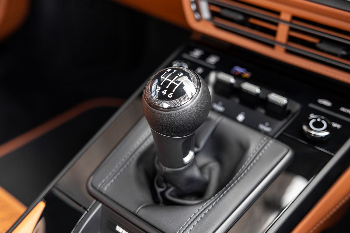 2024 Porsche 911 (992) S/T