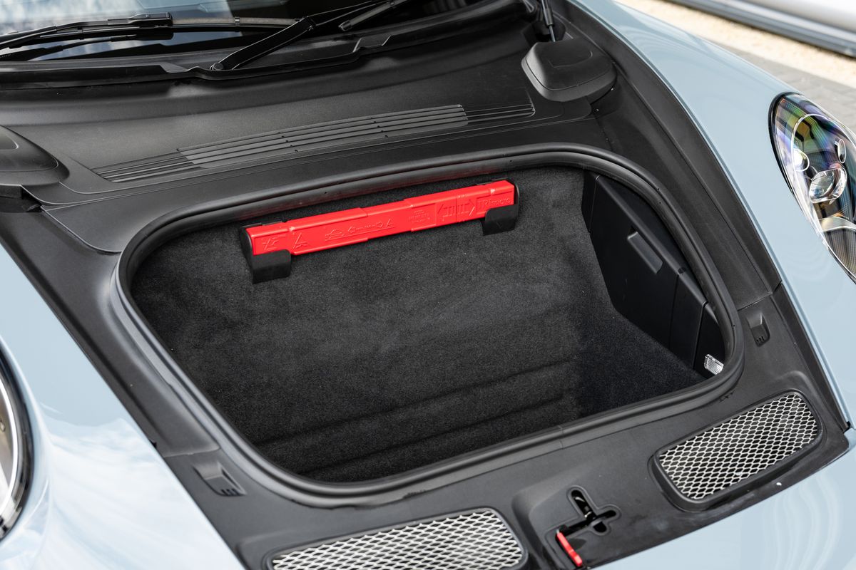 2024 Porsche 911 (992) S/T