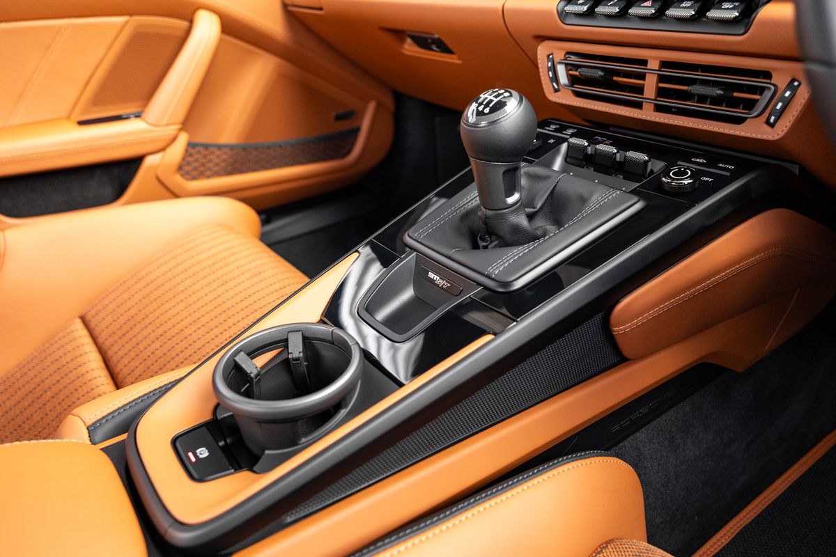 2024 Porsche 911 (992) S/T