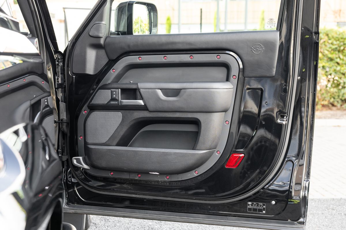 2021 Land Rover Defender 90 V8 Urban XRS