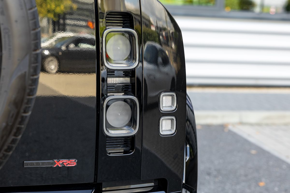 2021 Land Rover Defender 90 V8 Urban XRS
