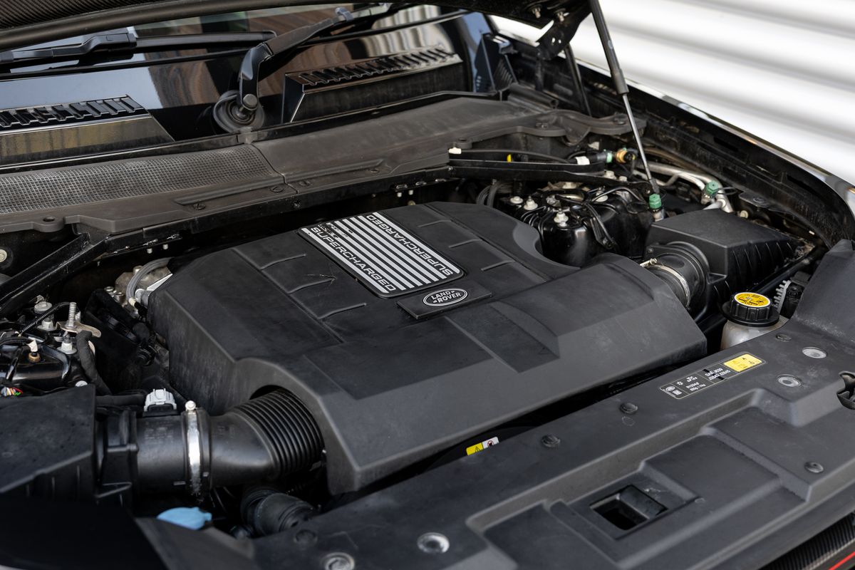 2021 Land Rover Defender 90 V8 Urban XRS