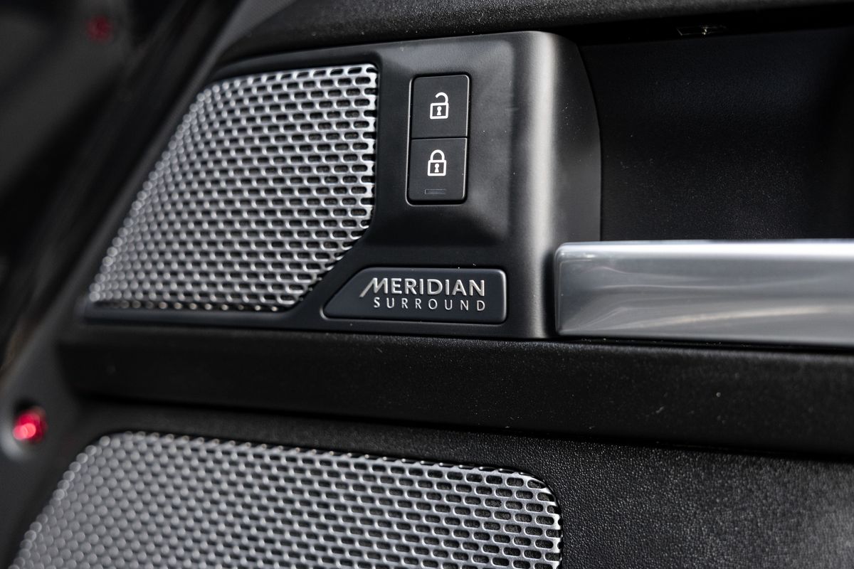 2021 Land Rover Defender 90 V8 Urban XRS