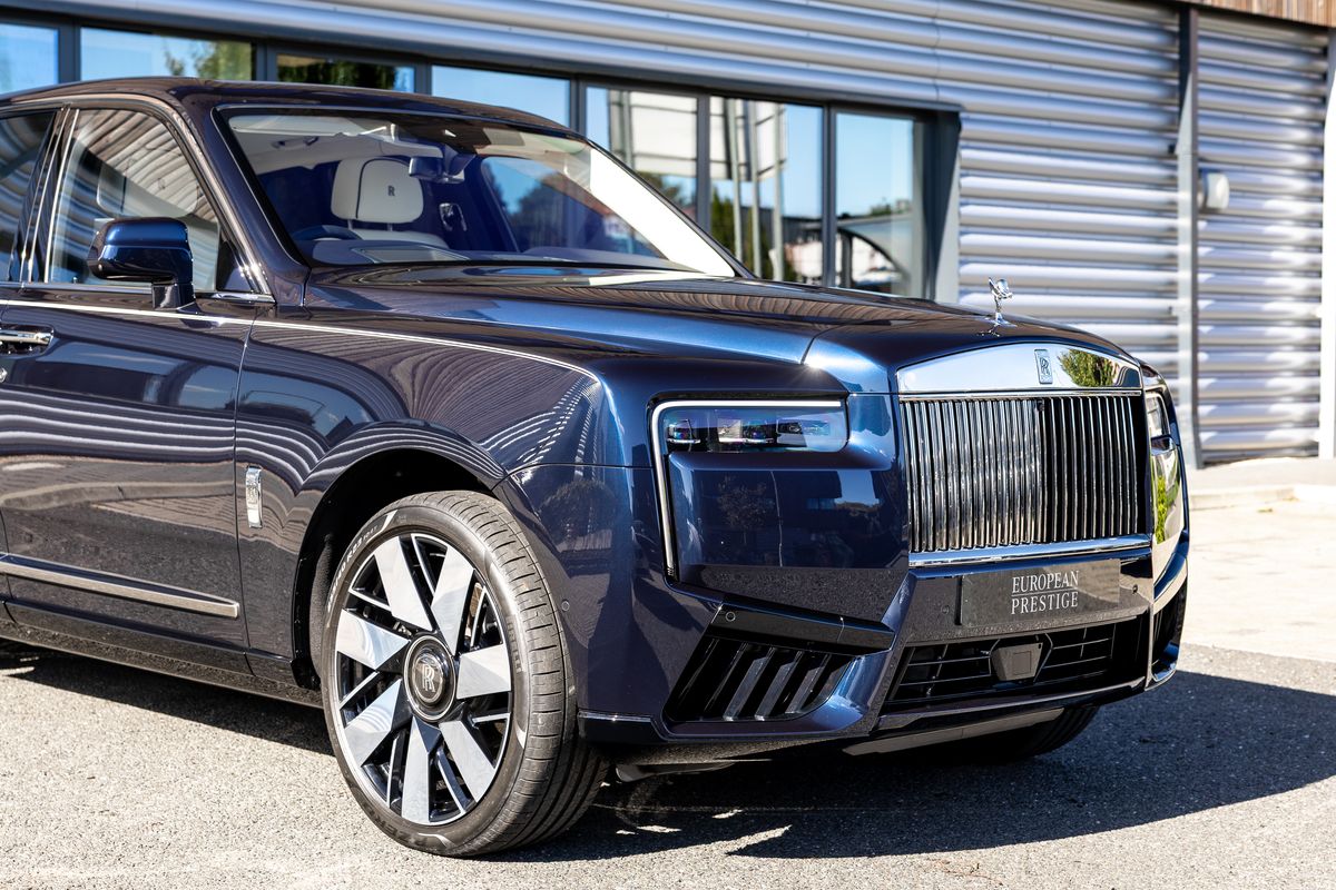 2025 Rolls-Royce Cullinan Series II